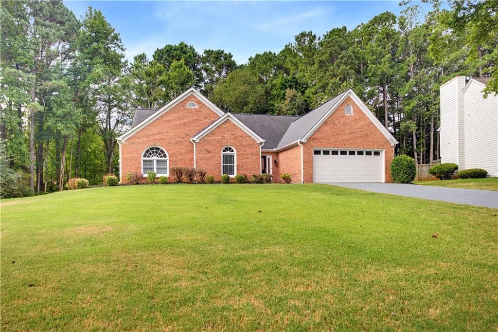 3 bedroom, 2 bathroom, 2,298 sq ft single family residence for rent at 326 Saybrooke Crossing, Acworth, GA 30101 for $2,500 a month — photo 3