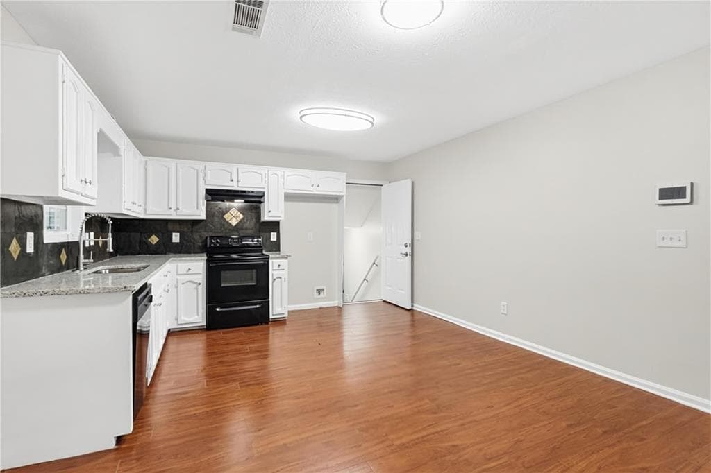 4 bedroom, 2 bathroom, 1,412 sq ft single family residence for sale at 529 Poplar Way, Palmetto, GA 30268 — photo 6