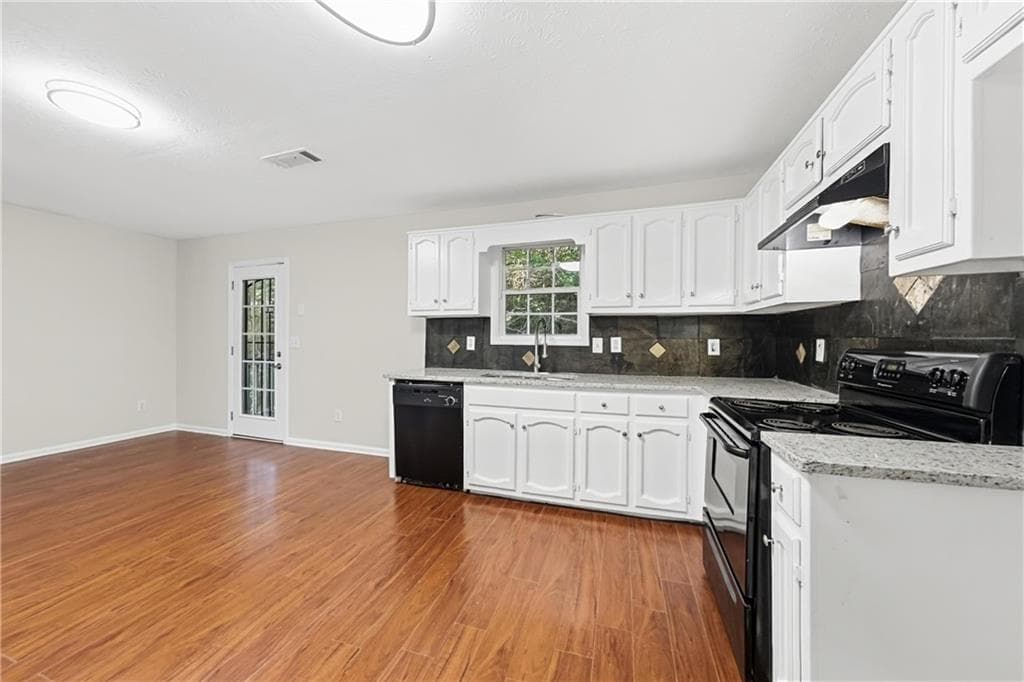 4 bedroom, 2 bathroom, 1,412 sq ft single family residence for sale at 529 Poplar Way, Palmetto, GA 30268 — photo 8