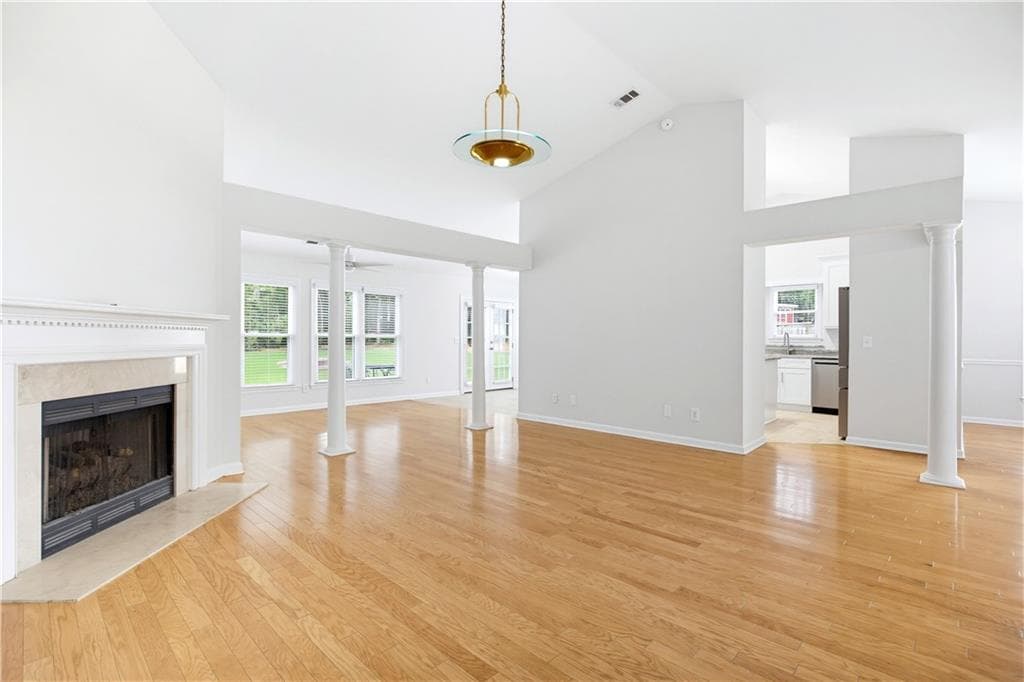 3 bedroom, 2 bathroom, 2,298 sq ft single family residence for rent at 326 Saybrooke Crossing, Acworth, GA 30101 for $2,500 a month — photo 10