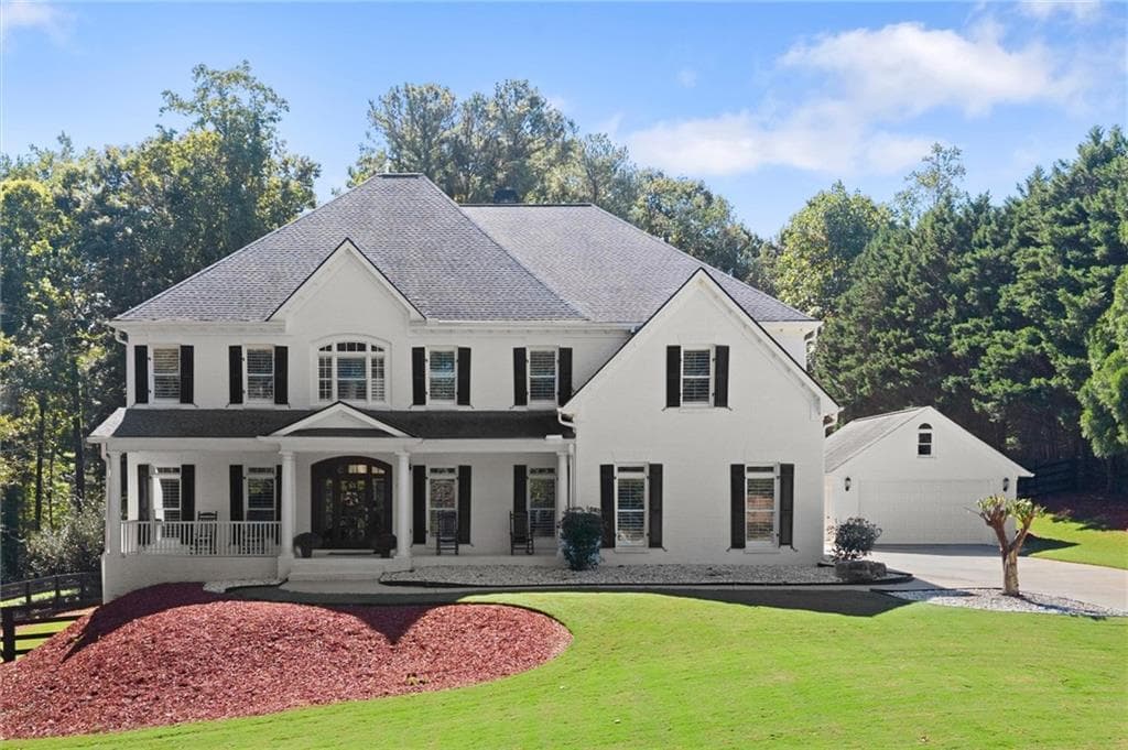 6 bedroom, 8 bathroom, 7,485 sq ft single family residence for sale at 15345 Little Stone Way, Milton, GA 30004 — photo 3