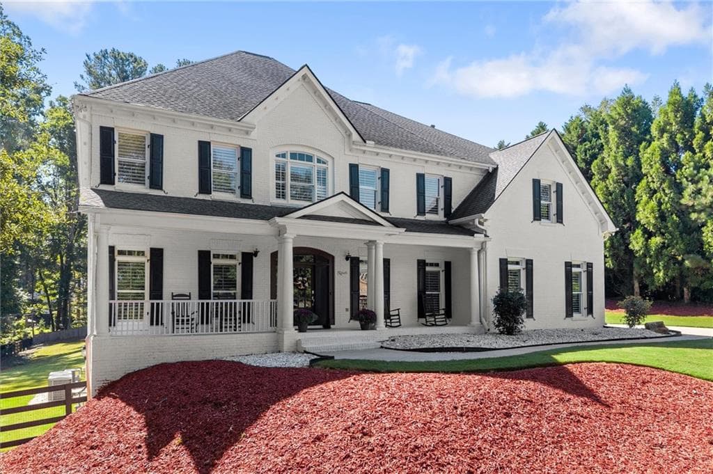 6 bedroom, 8 bathroom, 7,485 sq ft single family residence for sale at 15345 Little Stone Way, Milton, GA 30004 — photo 5