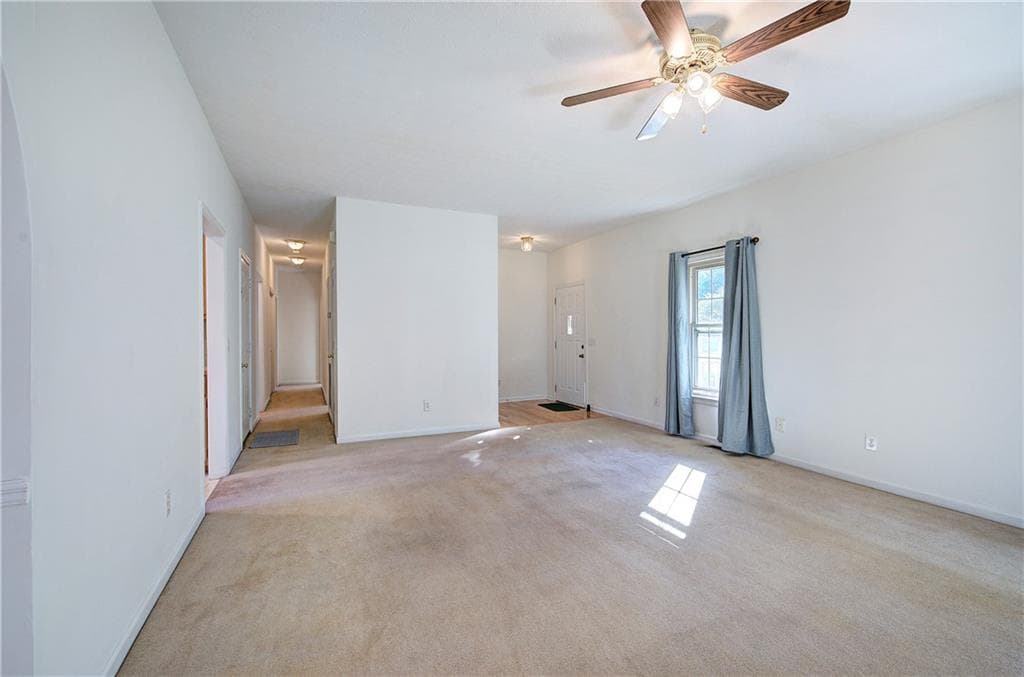 3 bedroom, 2 bathroom, 1,620 sq ft single family residence for sale at 32 Cliffhanger Pointe, Cartersville, GA 30120 — photo 9