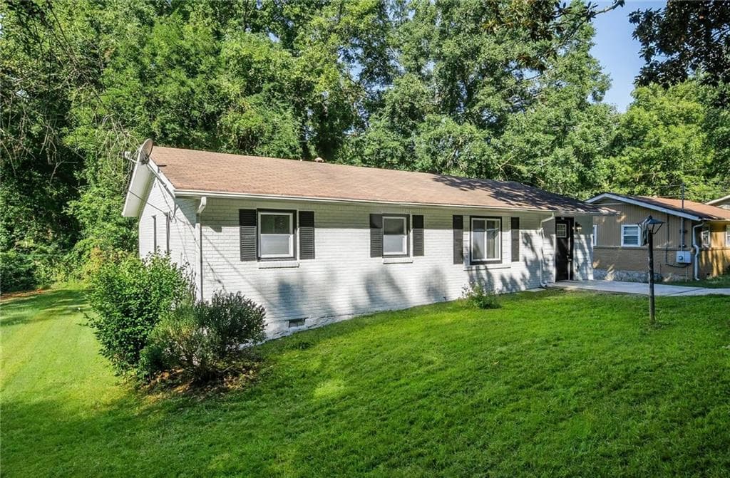 3 bedroom, 2 bathroom, 1,122 sq ft single family residence for sale at 2751 Cagle Street, Lithonia, GA 30058 — photo 3