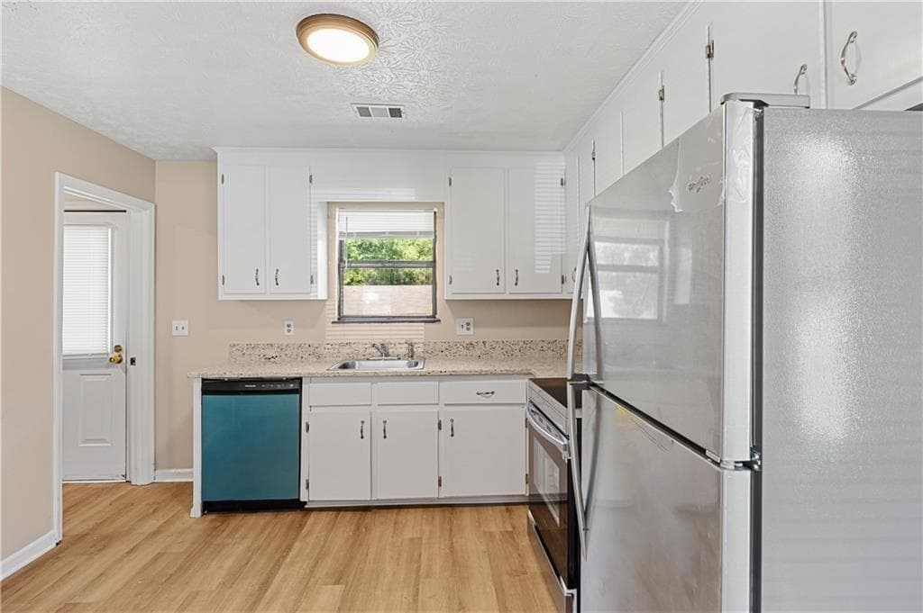 2 bedroom, 1 bathroom, 1,000 sq ft duplex for rent at 217 Tanglewood Drive A, Monroe, GA 30656 for $1,325 a month — photo 7