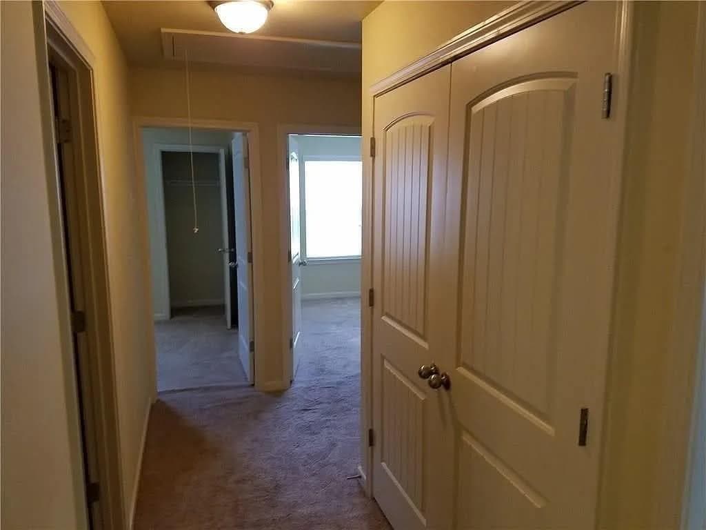 4 bedroom, 3 bathroom, 1,949 sq ft single family residence for rent at 783 Lobdale Falls Drive, Lawrenceville, GA 30045 for $1,999 a month — photo 4