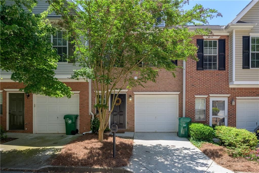2 bedroom, 3 bathroom, 1,580 sq ft townhouse for rent at 757 Brookside Parc Lane, Avondale Estates, GA 30002 for $2,000 a month — photo 1 of 24