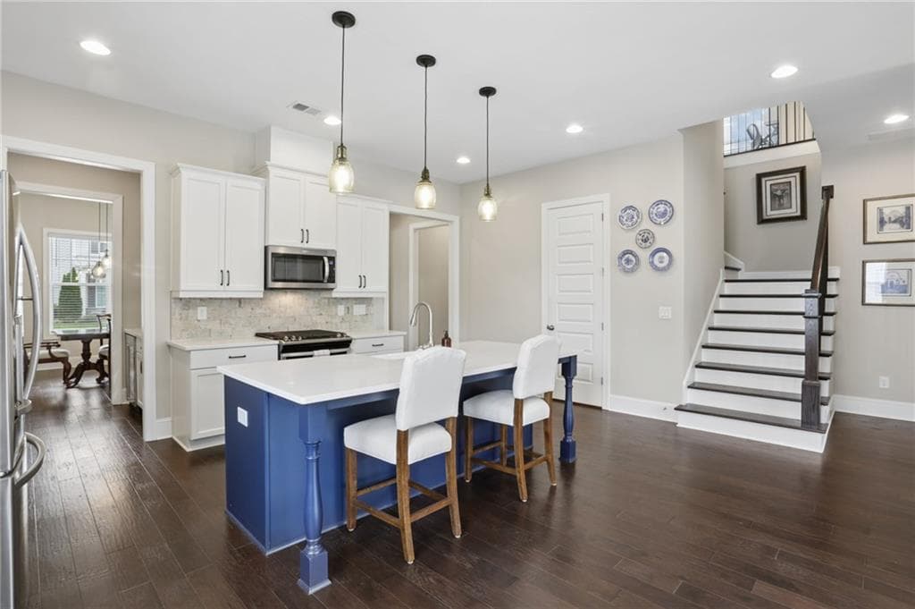 4 bedroom, 4 bathroom, 4,205 sq ft single family residence for sale at 895 Samples Lane, Atlanta, GA 30318 — photo 10