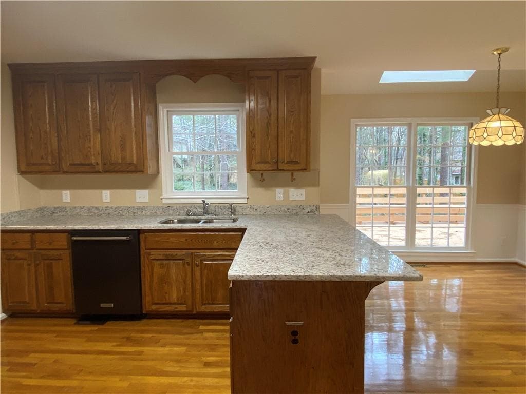 4 bedroom, 4 bathroom, 3,104 sq ft single family residence for rent at 612 Braidwood Drive, Acworth, GA 30101 for $2,600 a month — photo 7