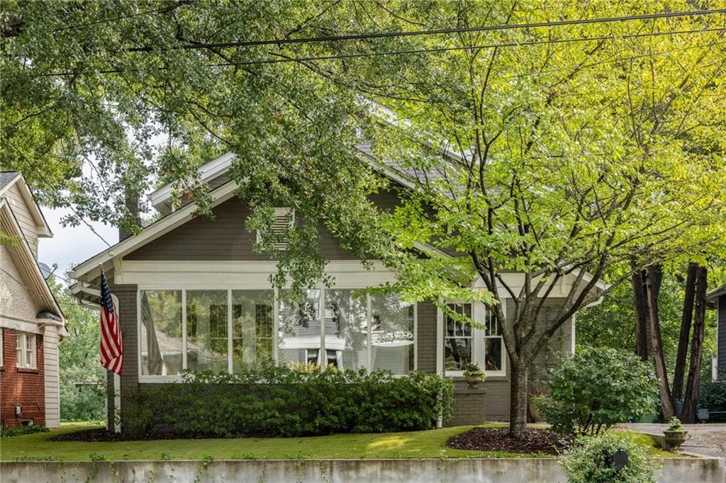 3 bedroom, 2 bathroom, 2,380 sq ft single family residence for sale at 443 Sterling Street, Atlanta, GA 30307 — photo 3