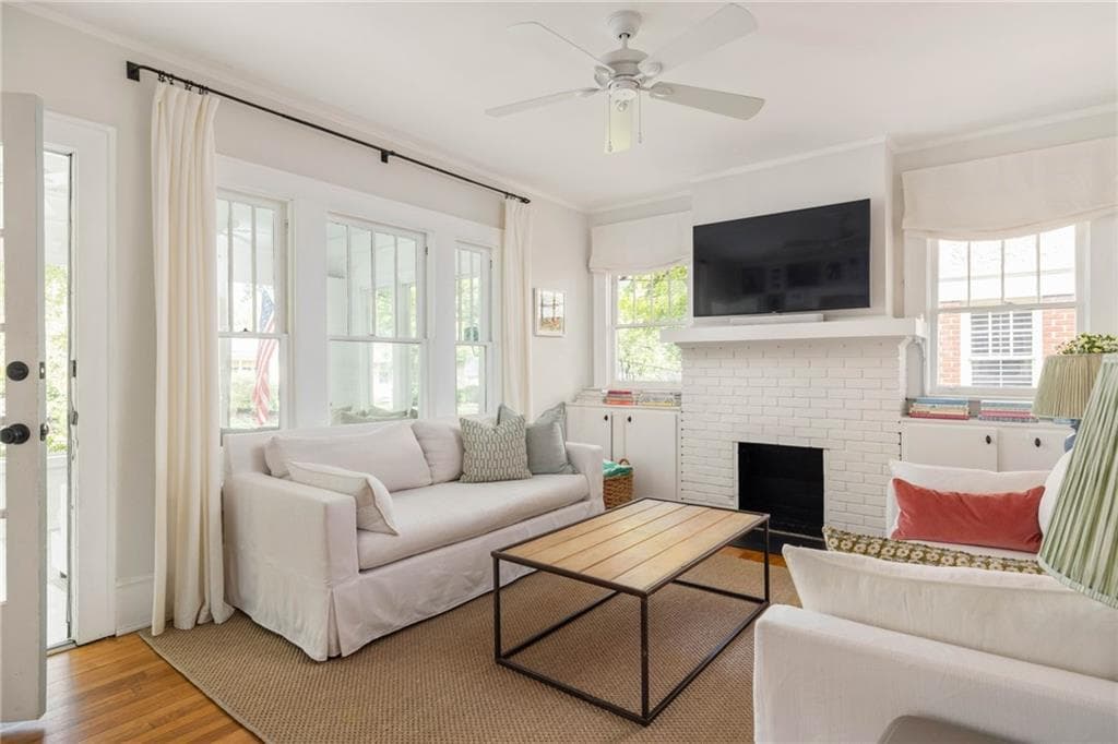 3 bedroom, 2 bathroom, 2,380 sq ft single family residence for sale at 443 Sterling Street, Atlanta, GA 30307 — photo 7