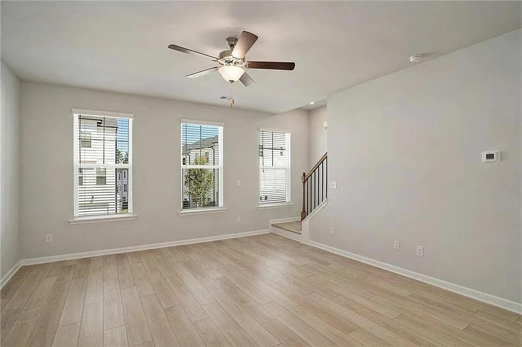4 bedroom, 4 bathroom, 1,941 sq ft single family residence for rent at 3132 Washburn St SE, Atlanta, GA 30354 for $2,650 a month — photo 7