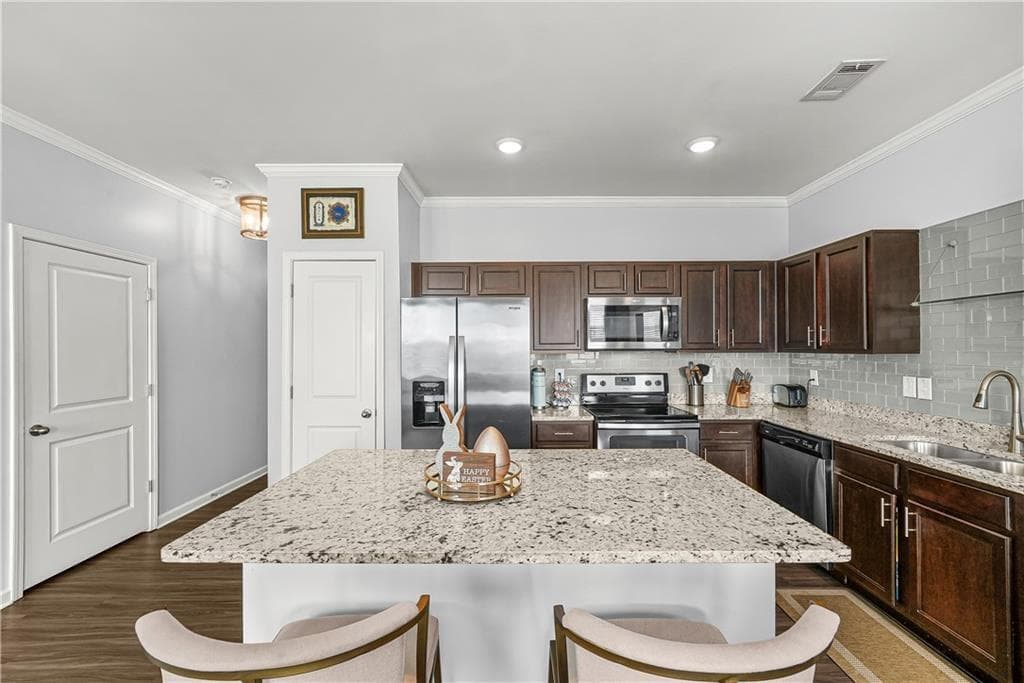 3 bedroom, 3 bathroom, 1,496 sq ft townhouse for sale at 200 Mountain Rest Court, Mableton, GA 30126 — photo 6