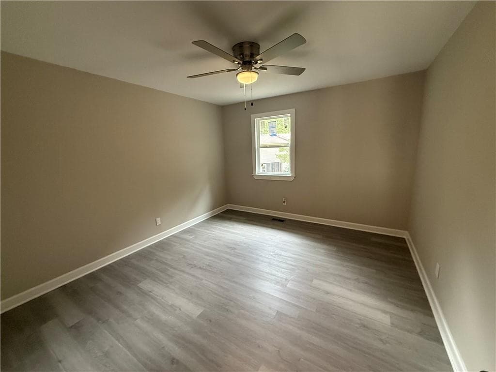 2 bedroom, 3 bathroom, 1,419 sq ft townhouse for sale at 1469 Westwood Court, Marietta, GA 30008 — photo 9