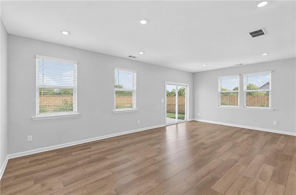 4 bedroom, 3 bathroom, 1,892 sq ft single family residence for sale at 2265 Linden Pass, Douglasville, GA 30135 — photo 8
