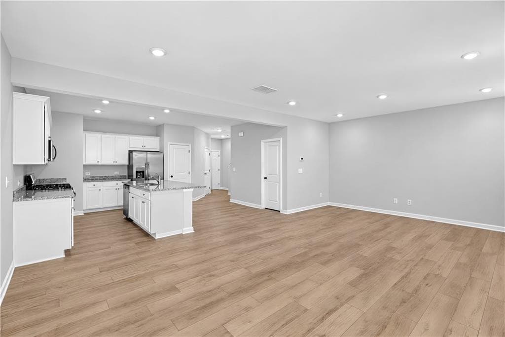 4 bedroom, 3 bathroom, 1,892 sq ft single family residence for sale at 2265 Linden Pass, Douglasville, GA 30135 — photo 9