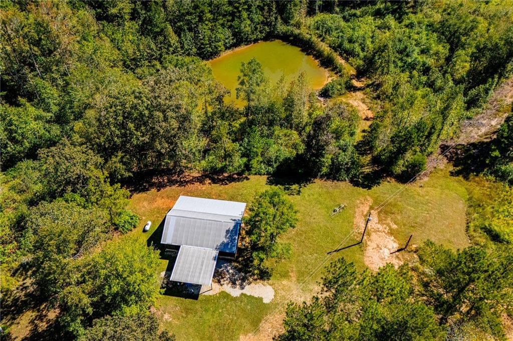 2 bedroom, 1 bathroom, 1,152 sq ft single family residence for sale at 1005 County Road 204, Heflin, AL 36264 — photo 1 of 55