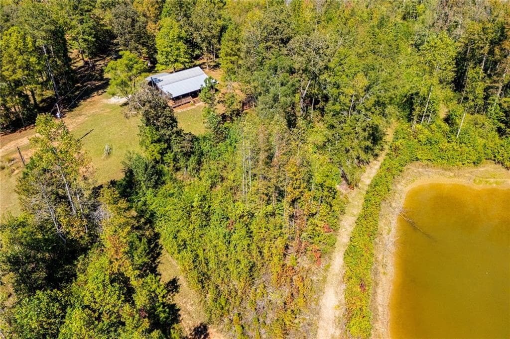 2 bedroom, 1 bathroom, 1,152 sq ft single family residence for sale at 1005 County Road 204, Heflin, AL 36264 — photo 2