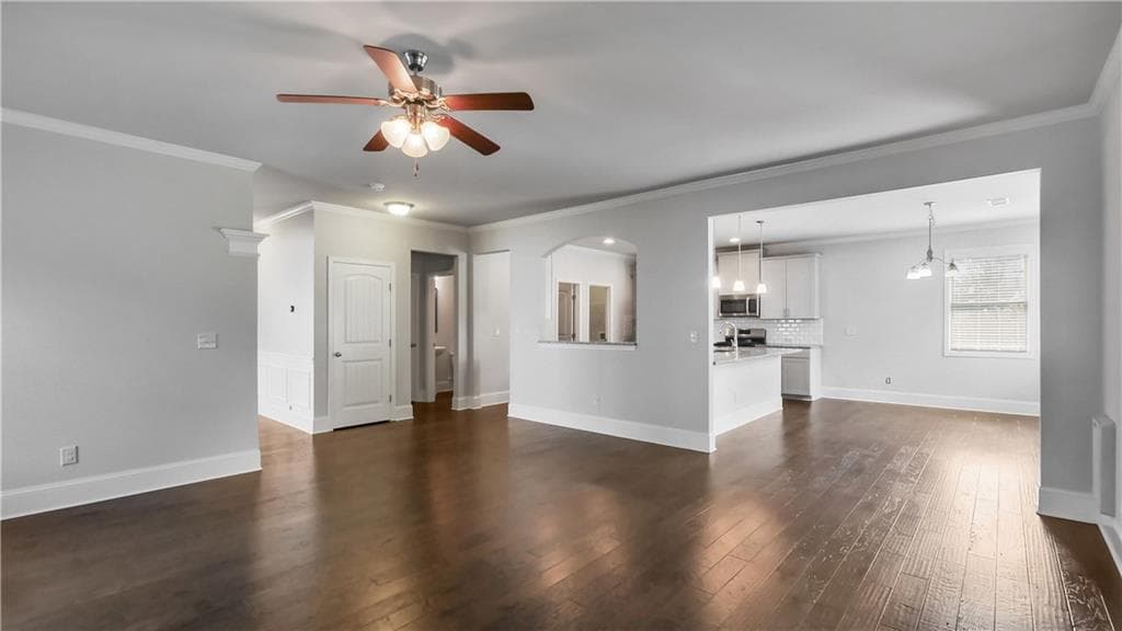 5 bedroom, 4 bathroom, 3,068 sq ft single family residence for rent at 3975 Frasier Drive, Cumming, GA 30028 for $2,900 a month — photo 9