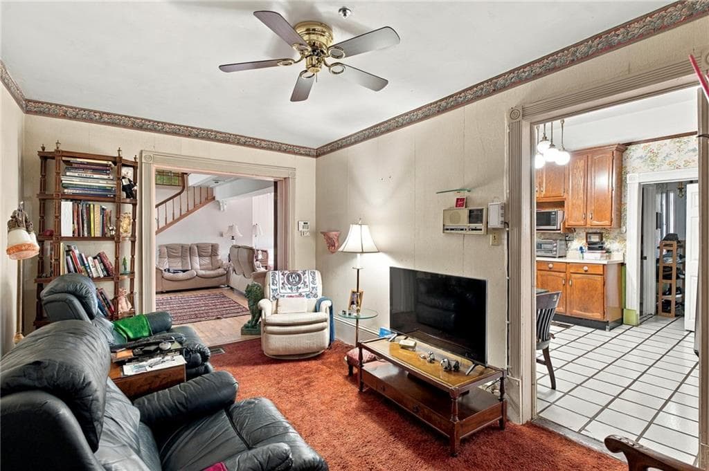4 bedroom, 3 bathroom, 2,898 sq ft single family residence for sale at 863 Lake Avenue, Atlanta, GA 30307 — photo 6