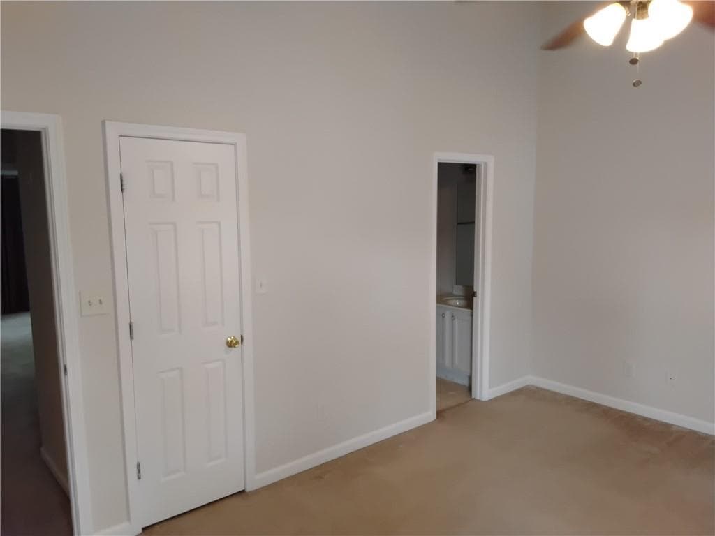 2 bedroom, 3 bathroom, 1,498 sq ft townhouse for sale at 914 Tree Creek Boulevard, Lawrenceville, GA 30043 — photo 6