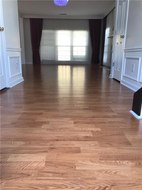 3 bedroom, 3 bathroom, 1,940 sq ft single family residence for rent at 6135 Pattingham Drive, Roswell, GA 30075 for $2,600 a month — photo 2