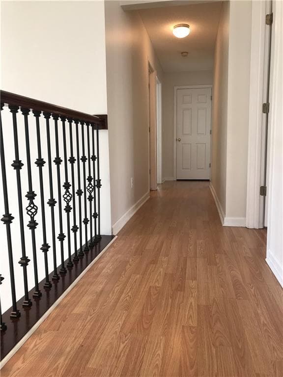 3 bedroom, 3 bathroom, 1,940 sq ft single family residence for rent at 6135 Pattingham Drive, Roswell, GA 30075 for $2,600 a month — photo 10