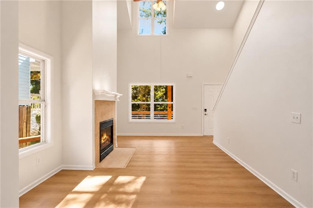 4 bedroom, 3 bathroom, 1,659 sq ft single family residence for sale at 1007 Camilla Street, Atlanta, GA 30314 — photo 4