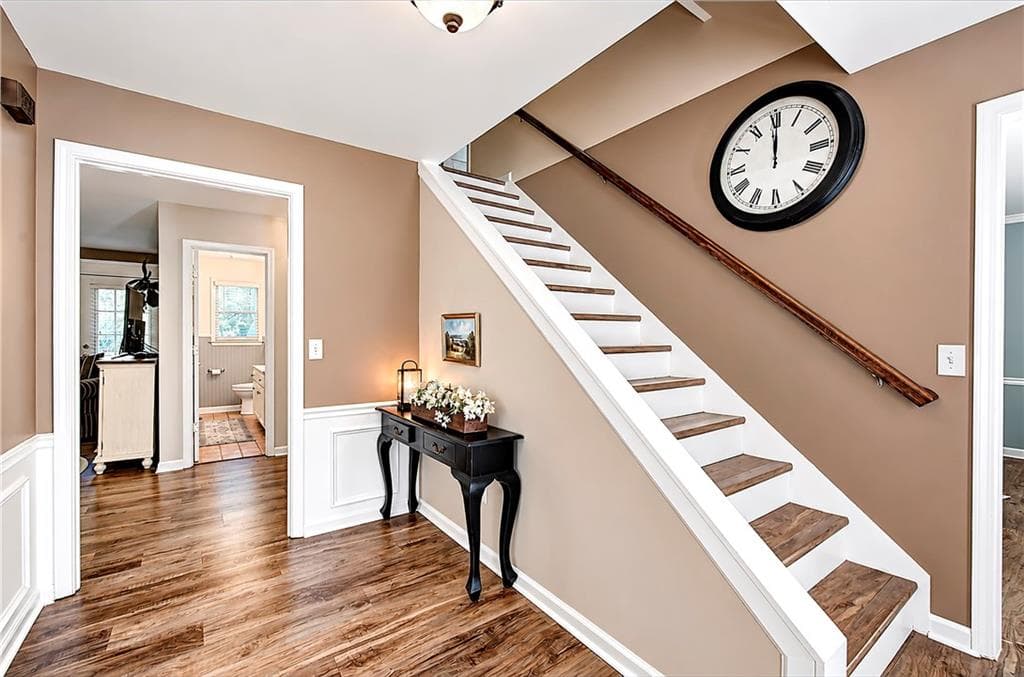 4 bedroom, 2 bathroom, 2,478 sq ft single family residence for sale at 186 Charles Drive, Calhoun, GA 30701 — photo 8