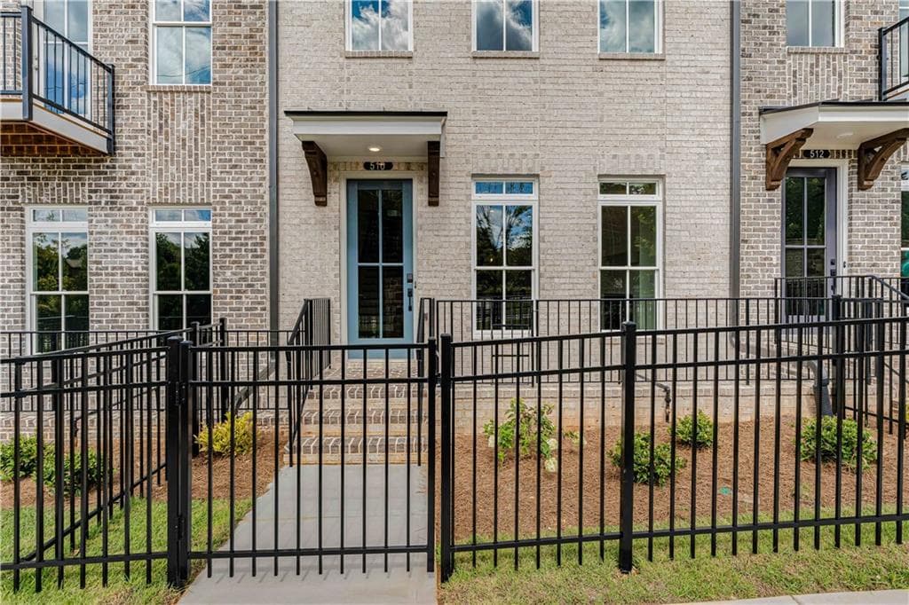 4 bedroom, 4 bathroom, 2,400 sq ft townhouse for sale at 510 Whatton Road 5, Johns Creek, GA 30022 — photo 5
