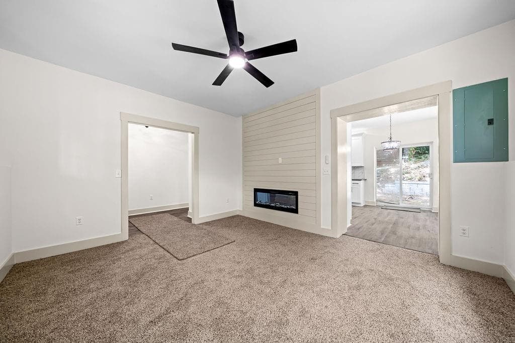 3 bedroom, 2 bathroom, 1,305 sq ft single family residence for sale at 203 Church Street, Rome, GA 30161 — photo 7