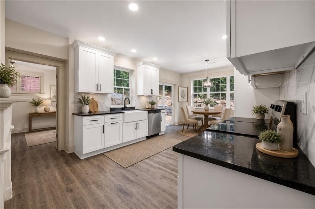 3 bedroom, 2 bathroom, 1,305 sq ft single family residence for sale at 203 Church Street, Rome, GA 30161 — photo 8