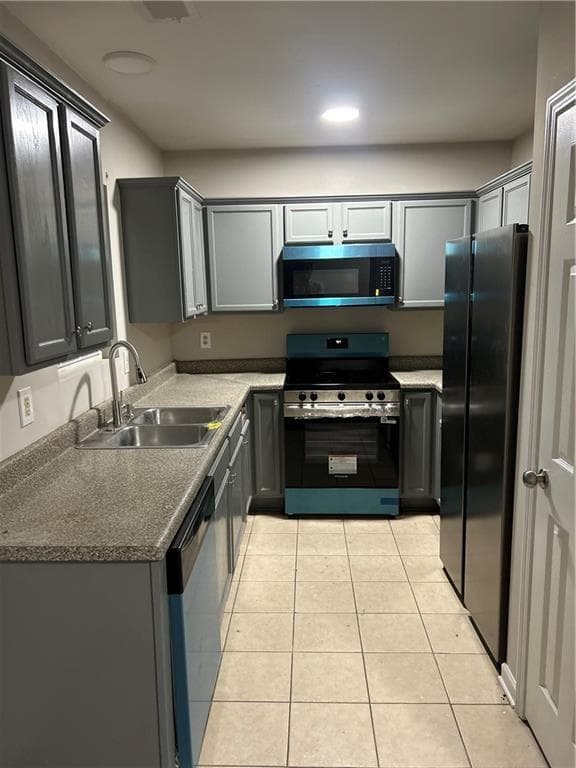 4 bedroom, 3 bathroom, 1,380 sq ft townhouse for sale at 944 Old Mill Point B, Monroe, GA 30655 — photo 4