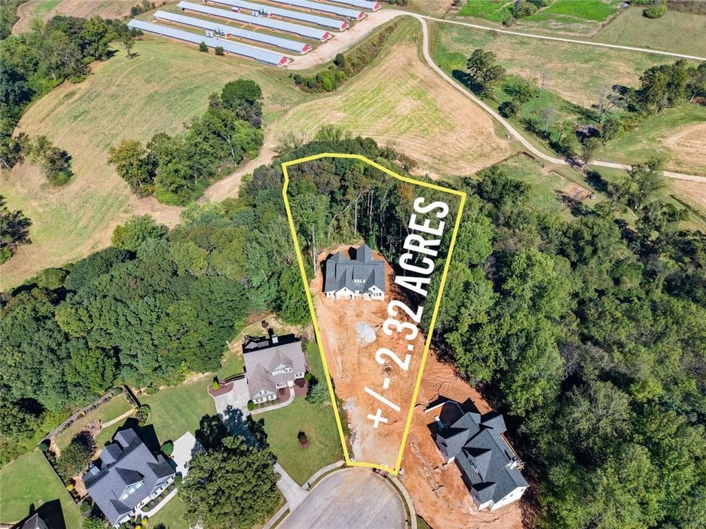 5 bedroom, 5 bathroom, 3,561 sq ft single family residence for sale at 5833 Abbey View Ct, Clermont, GA 30527 — photo 3