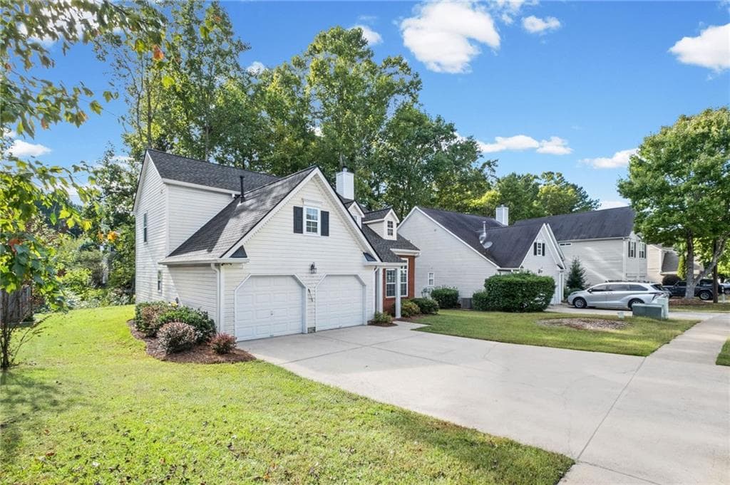 3 bedroom, 2 bathroom, 1,688 sq ft single family residence for sale at 131 Weatherstone Drive, Woodstock, GA 30188 — photo 2