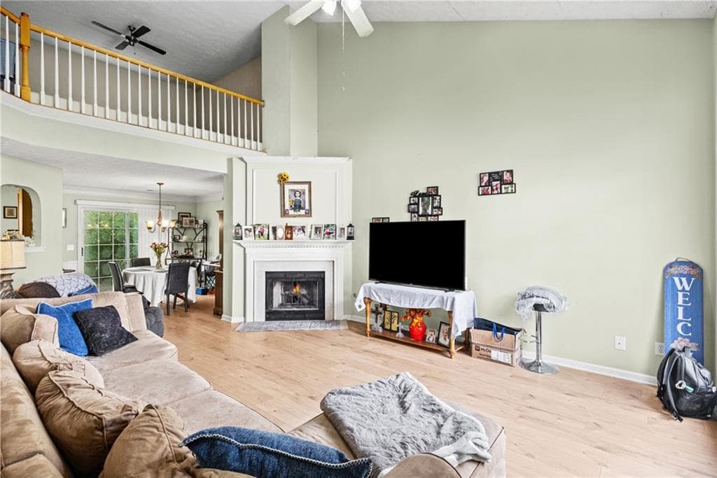 3 bedroom, 2 bathroom, 1,688 sq ft single family residence for sale at 131 Weatherstone Drive, Woodstock, GA 30188 — photo 7