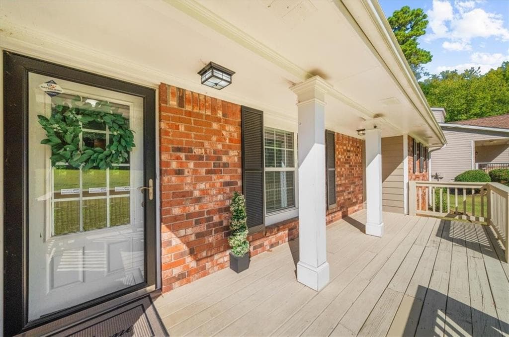 3 bedroom, 2 bathroom, 1,812 sq ft single family residence for sale at 3381 Ember Street, Marietta, GA 30066