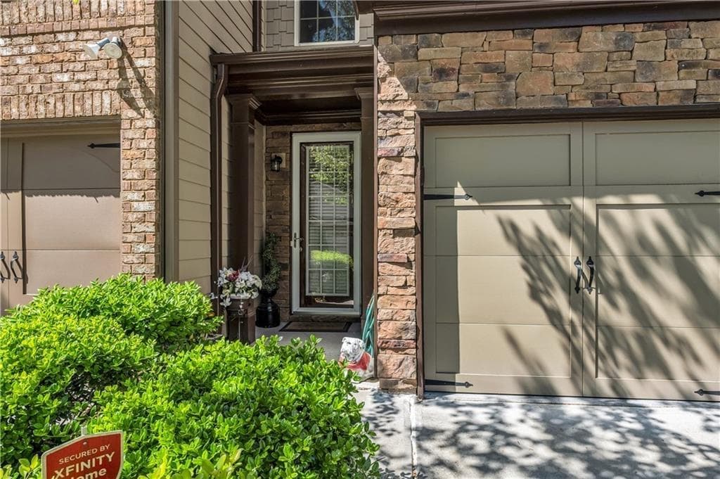 3 bedroom, 3 bathroom, 1,987 sq ft townhouse for rent at 3102 Brockenhurst Drive, Buford, GA 30519 for $2,295 a month — photo 2