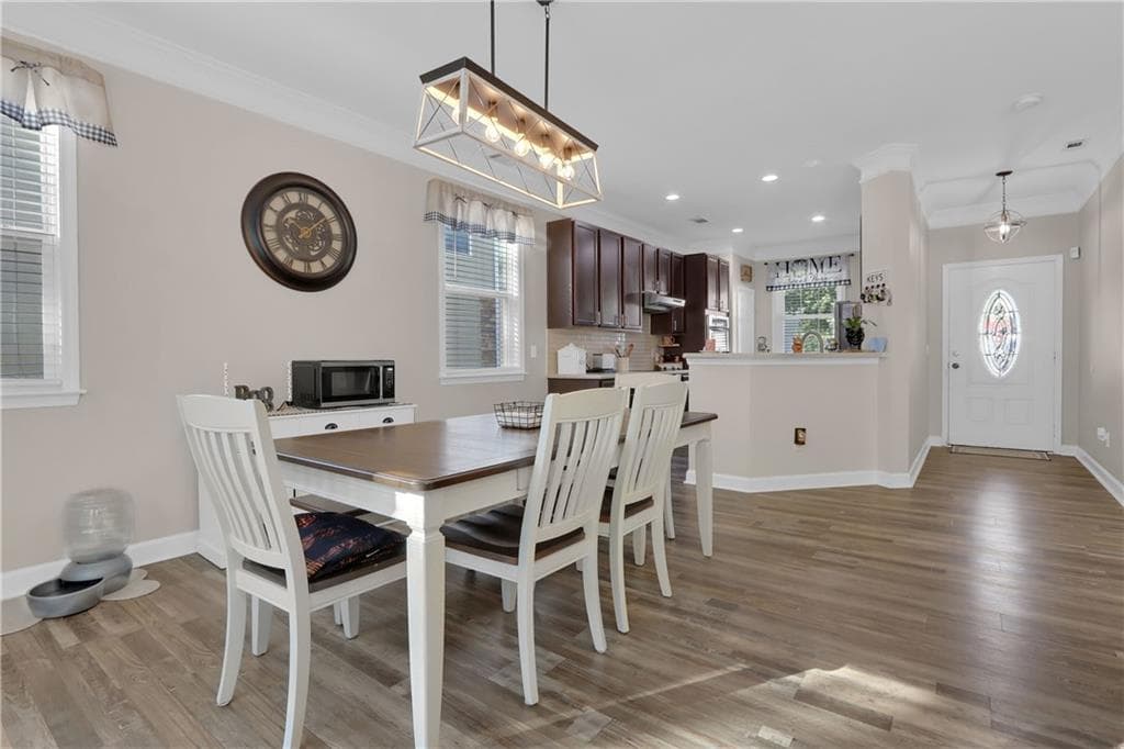 3 bedroom, 3 bathroom, 2,845 sq ft single family residence for sale at 1198 Lanier Springs, Buford, GA 30518 — photo 6