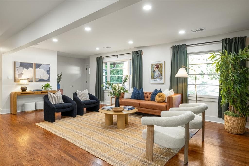 3 bedroom, 2 bathroom, 1,576 sq ft single family residence for sale at 2847 Hollywood Drive, Decatur, GA 30033 — photo 5