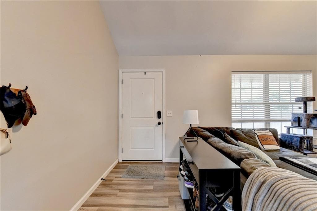 3 bedroom, 2 bathroom, 1,404 sq ft single family residence under contract at 2041 Prospect Road, Lawrenceville, GA 30043 — photo 5