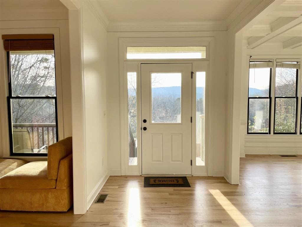 4 bedroom, 4 bathroom, 4,518 sq ft single family residence for rent at 369 Hillside Drive, Waleska, GA 30183 for $3,995 a month — photo 2
