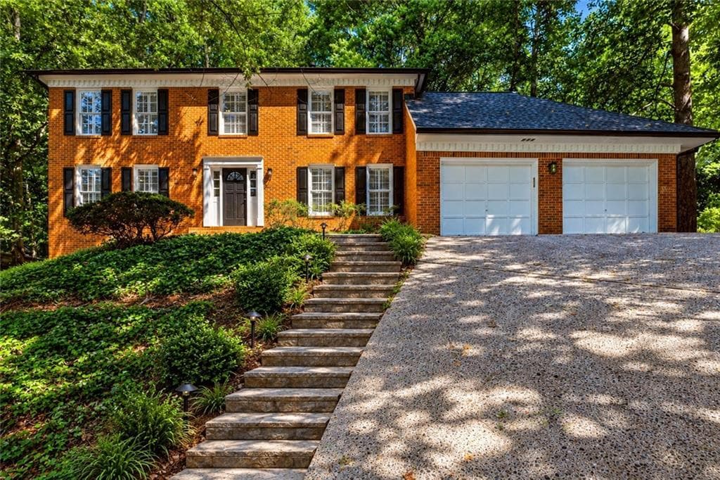 4 bedroom, 3 bathroom, 3,392 sq ft single family residence under contract at 5309 W Bank Drive, Marietta, GA 30068
