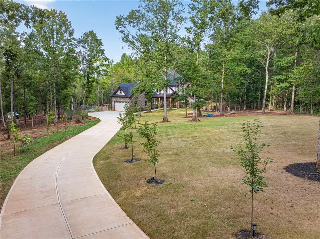 5 bedroom, 4 bathroom, 4,136 sq ft single family residence for sale at 339 Jennings Lane, Nicholson, GA 30565 — photo 3