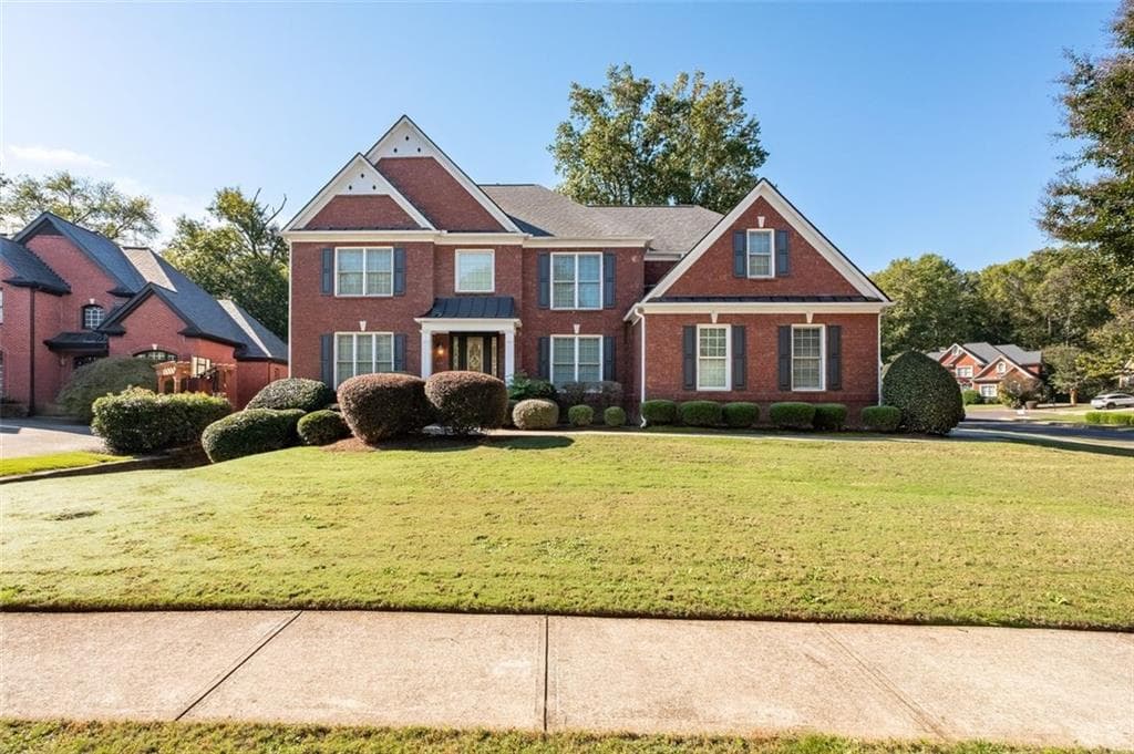 6 bedroom, 5 bathroom, 5,563 sq ft single family residence for sale at 1725 Spartan Lane, Hoschton, GA 30548 — photo 3
