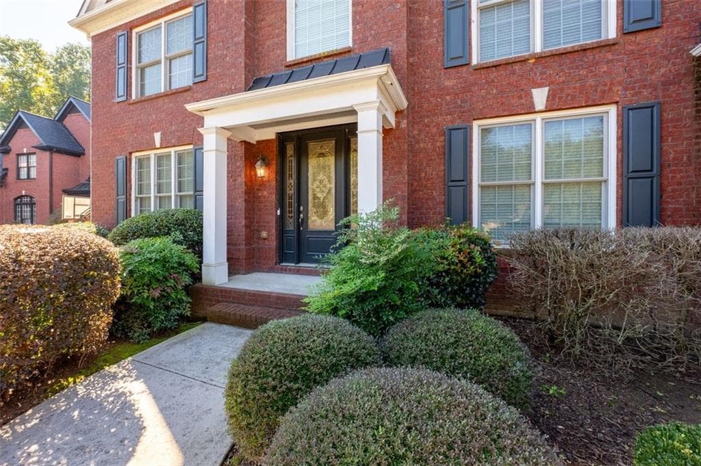 6 bedroom, 5 bathroom, 5,563 sq ft single family residence for sale at 1725 Spartan Lane, Hoschton, GA 30548 — photo 6