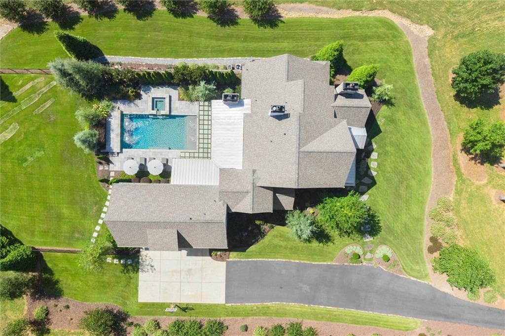 6 bedroom, 8 bathroom, 8,196 sq ft single family residence for sale at 15995 Freemanville Road, Milton, GA 30004 — photo 1 of 142