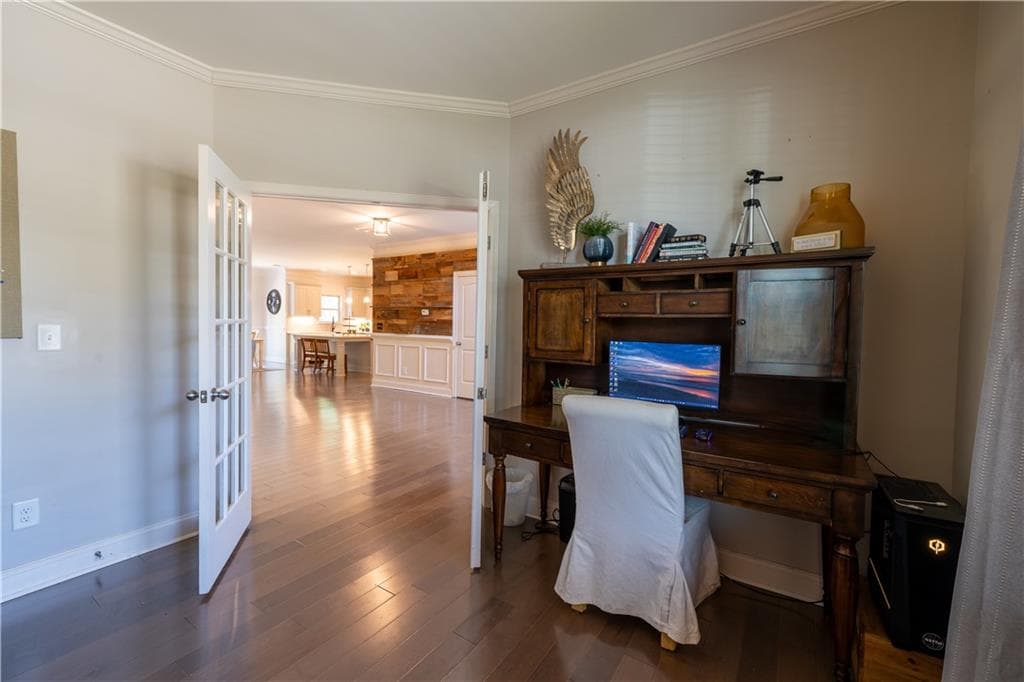 4 bedroom, 4 bathroom, 3,678 sq ft single family residence for sale at 1098 Leybourne Cove, Lawrenceville, GA 30045 — photo 4