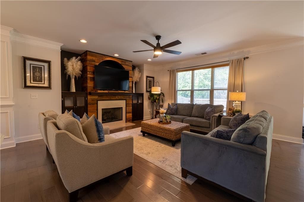 4 bedroom, 4 bathroom, 3,678 sq ft single family residence for sale at 1098 Leybourne Cove, Lawrenceville, GA 30045 — photo 8