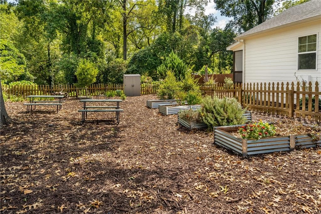 3 bedroom, 2 bathroom, 1,200 sq ft single family residence for sale at 316 Cottage Court, Ball Ground, GA 30107 — photo 4